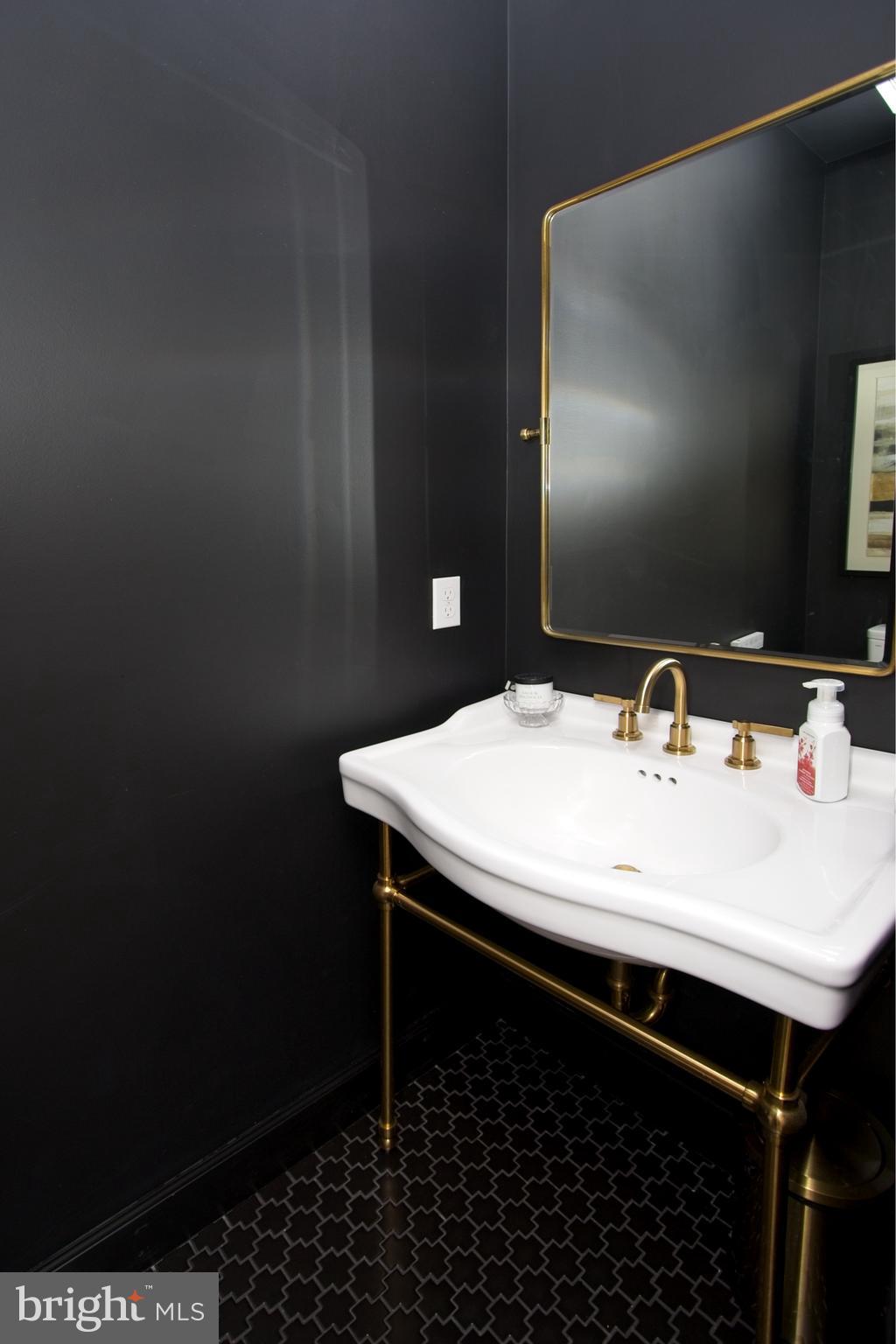 11423 Hollow Timber Way