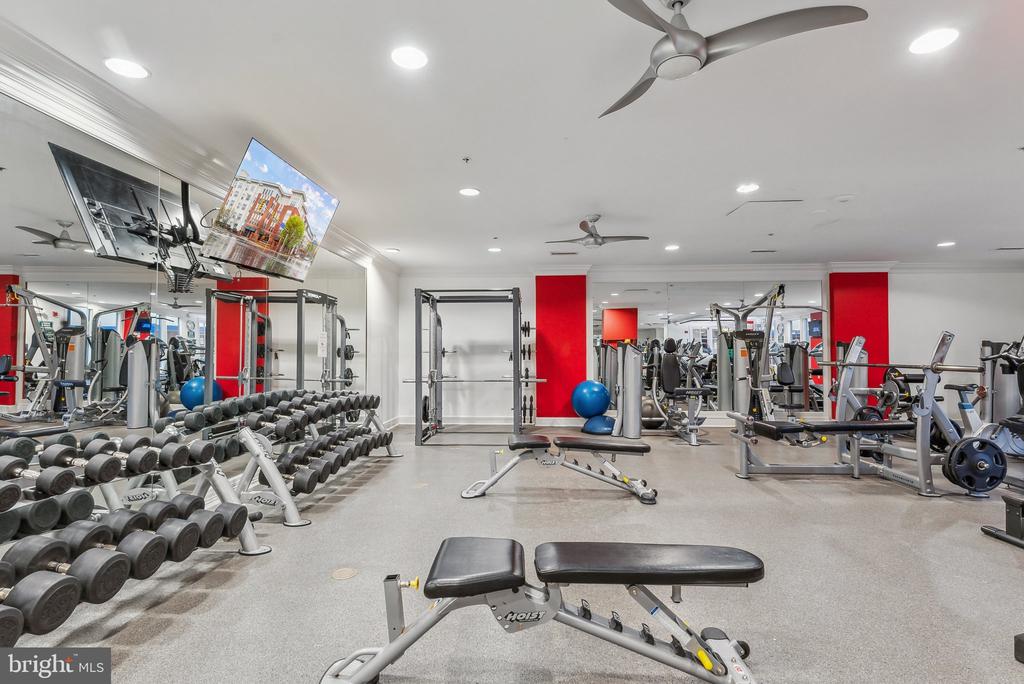 2655 PROSPERITY AVENUE 118