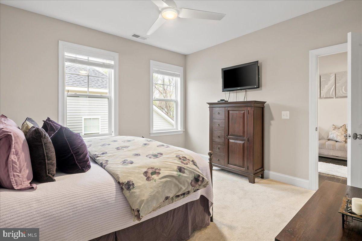 1104-A Monroe St