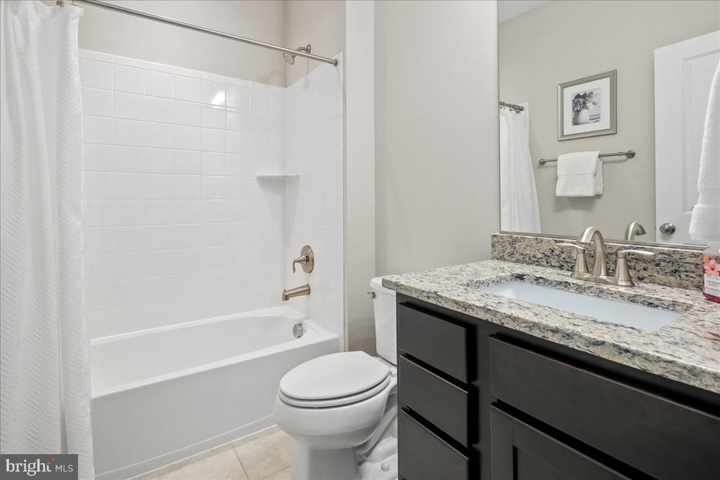 1104-A Monroe St