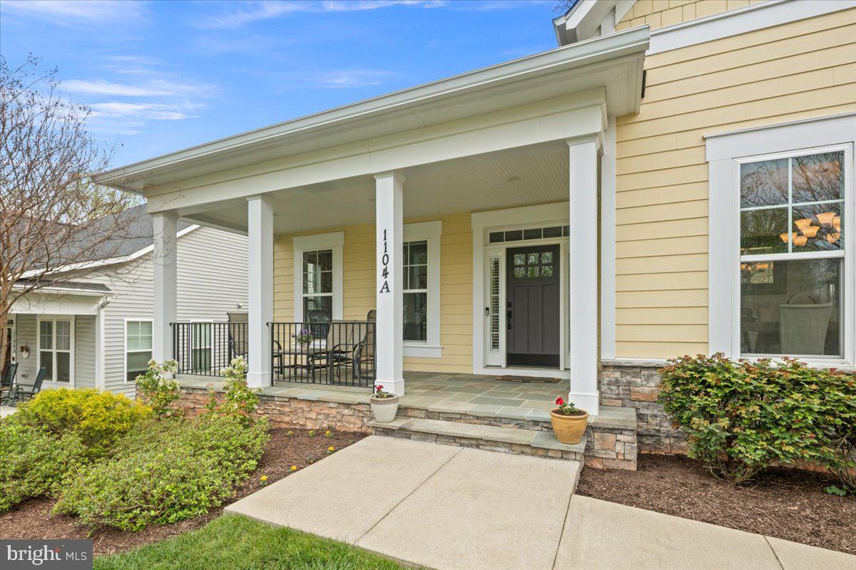 1104-A Monroe St