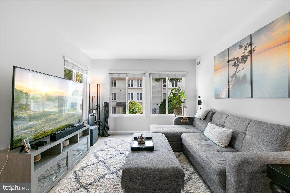 10320 Rein Commons Ct #3h