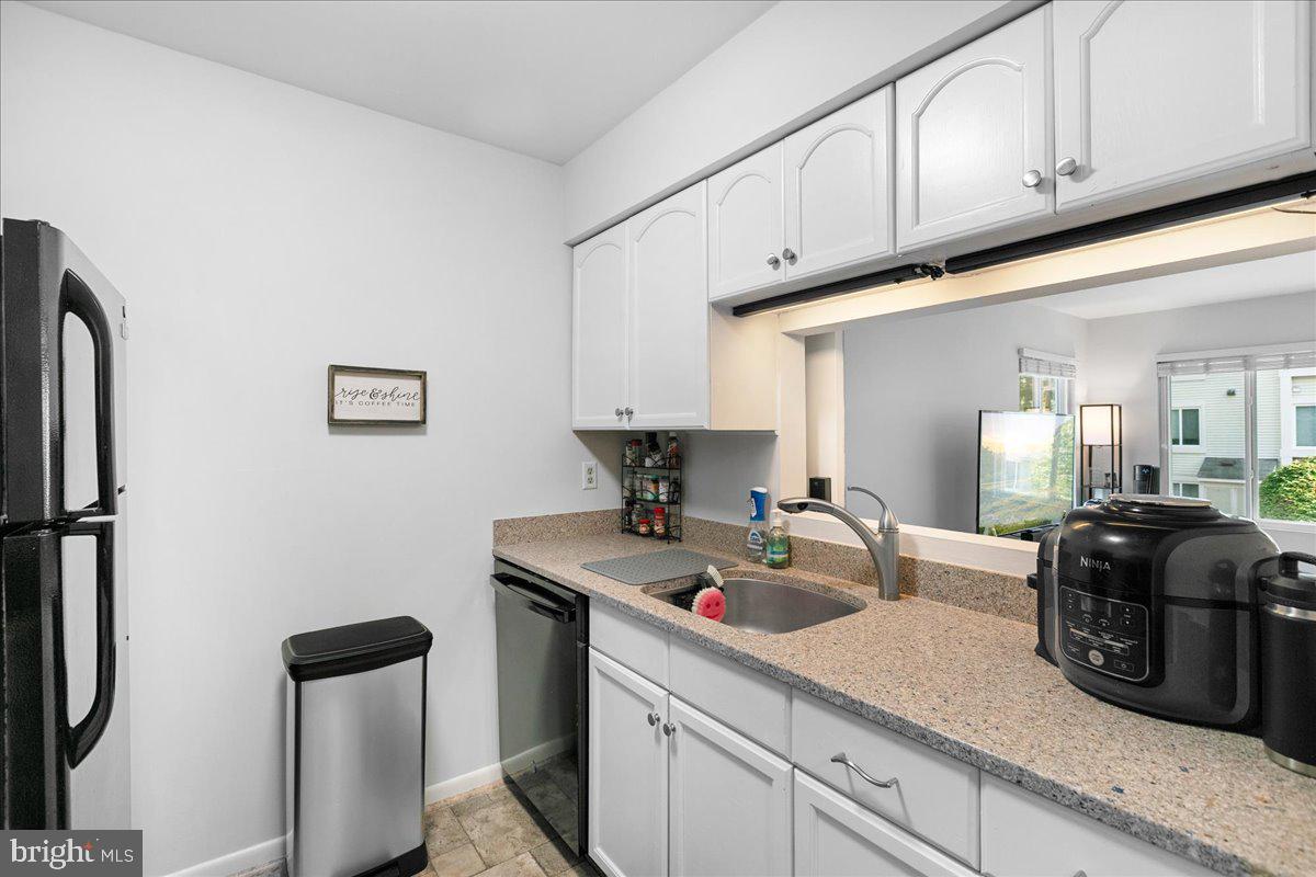 10320 Rein Commons Ct #3h