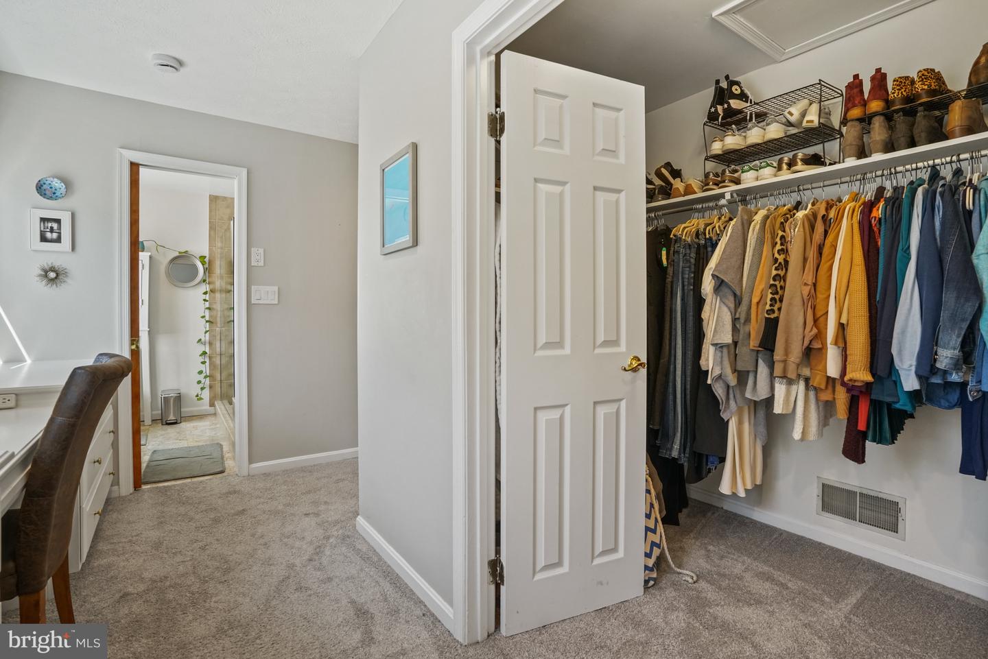 2414 Lexington Rd