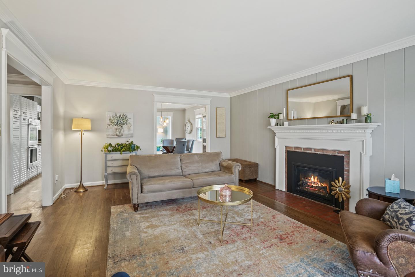 2414 Lexington Rd