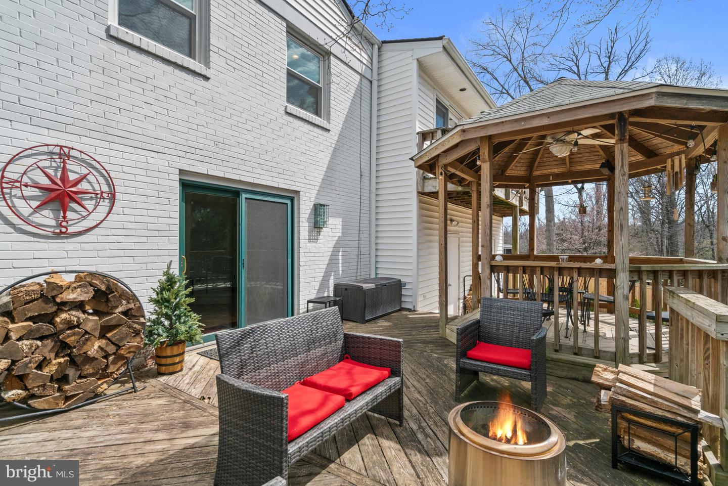 2414 Lexington Rd