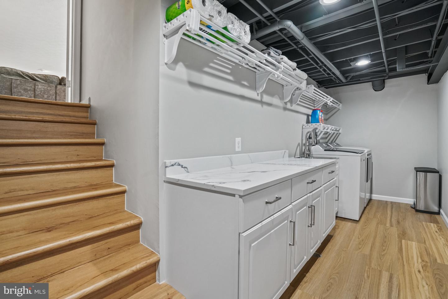 2414 Lexington Rd