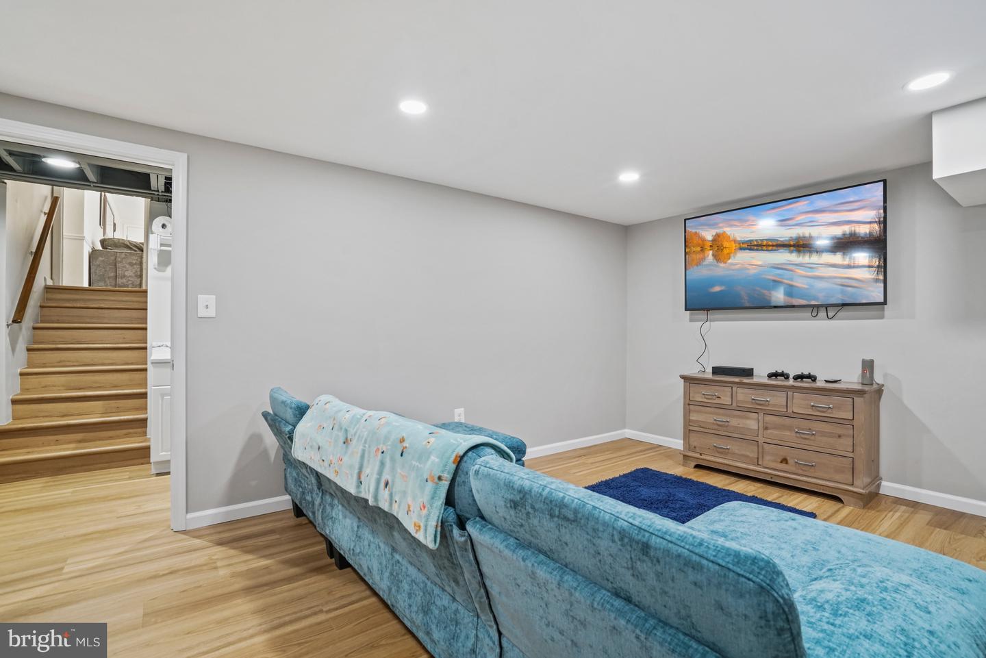 2414 Lexington Rd