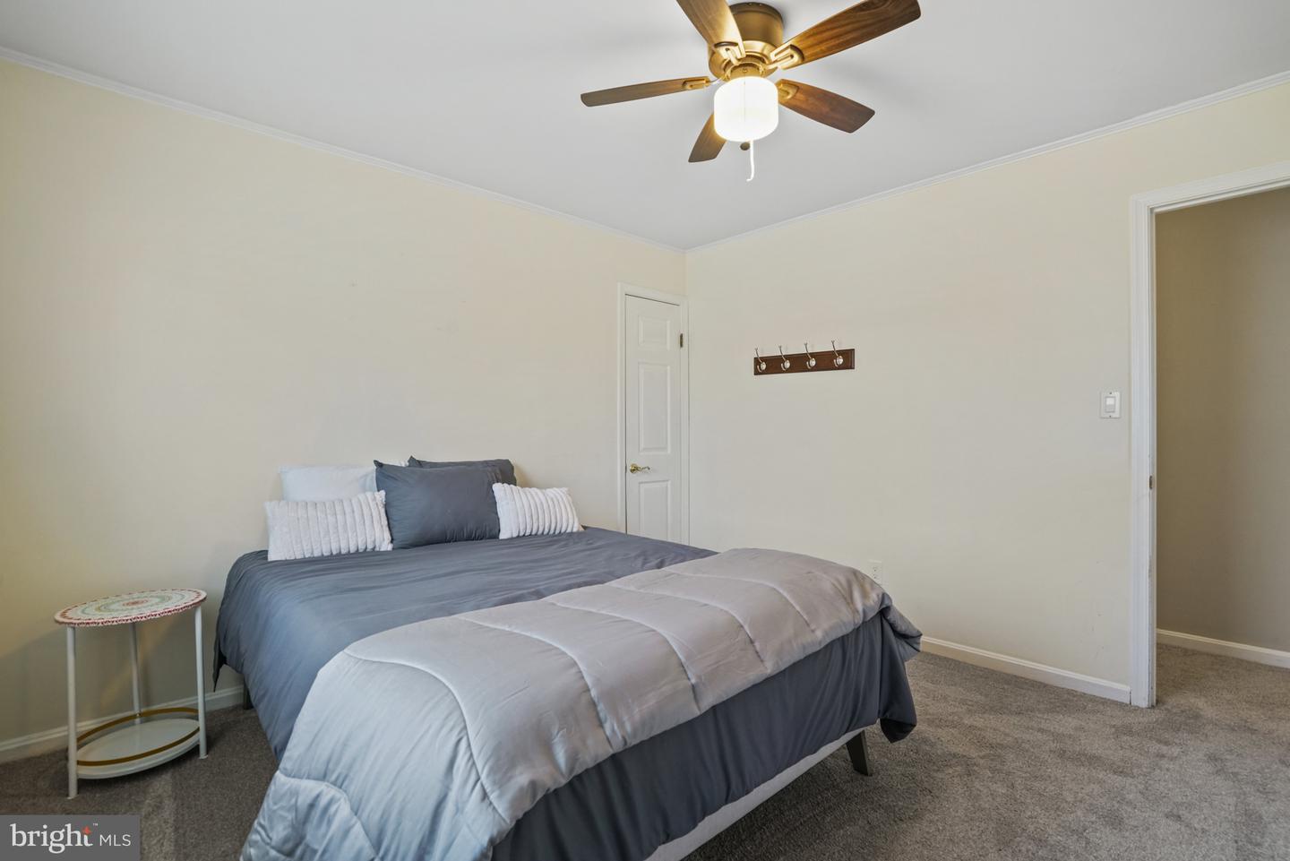 2414 Lexington Rd