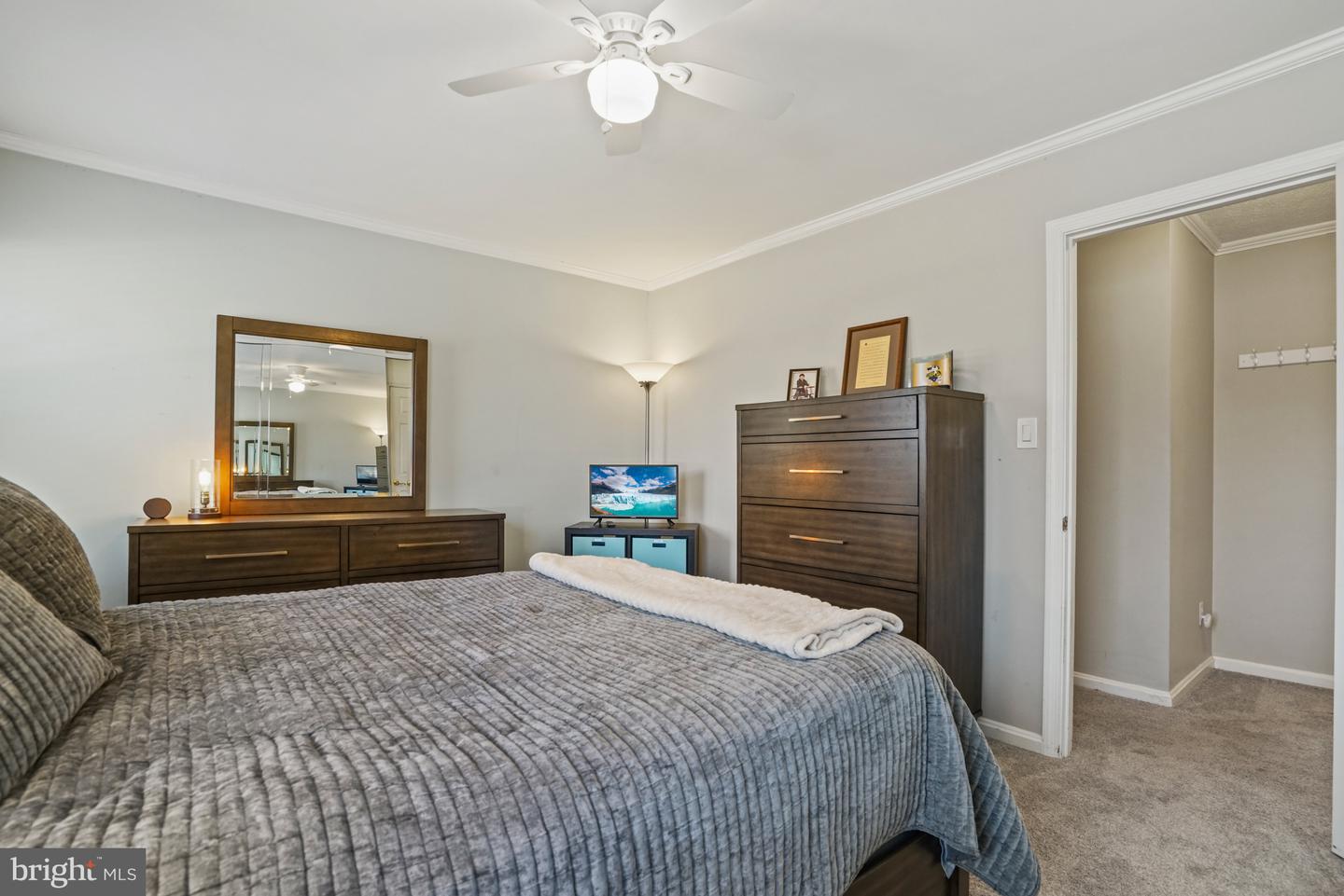 2414 Lexington Rd