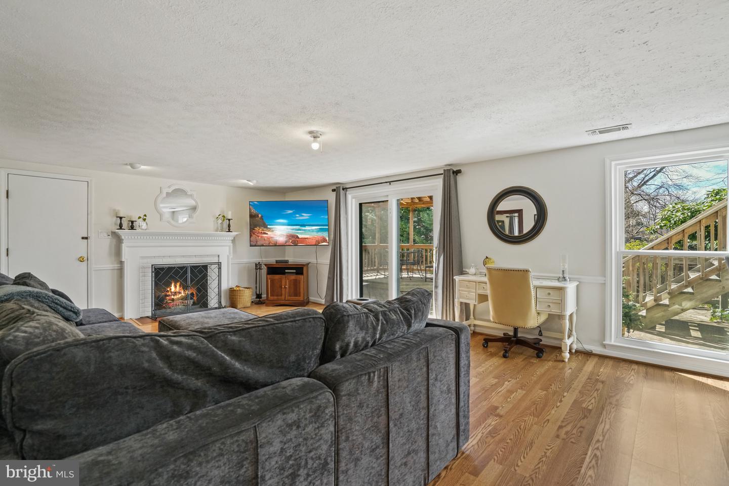 2414 Lexington Rd