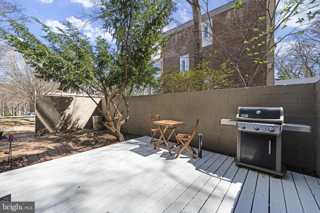 11527 Hickory Cluster
