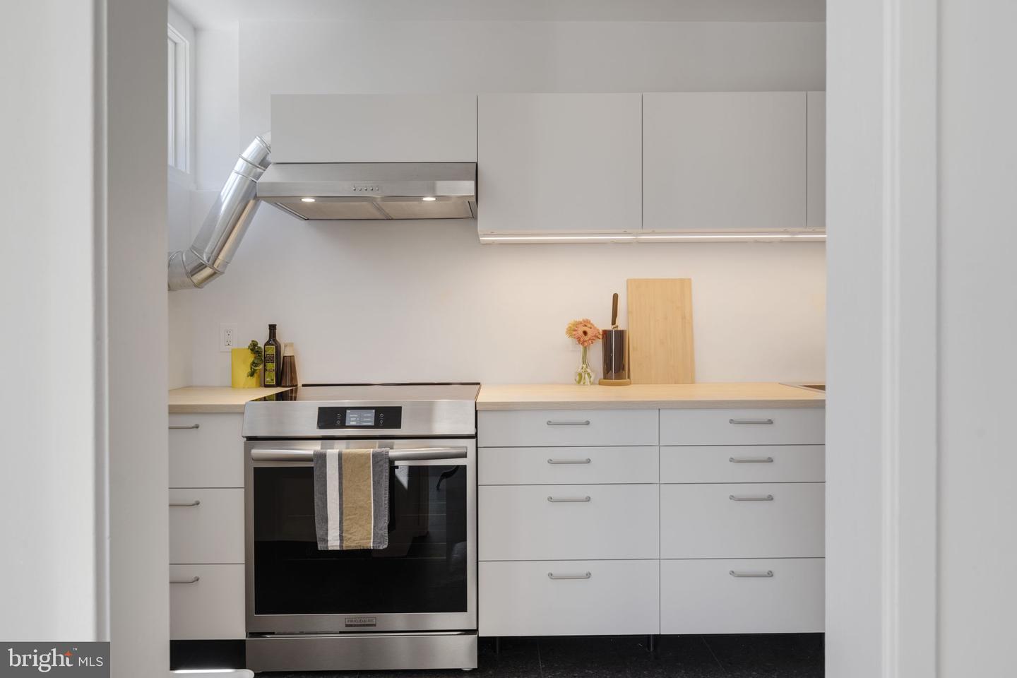 11527 Hickory Cluster