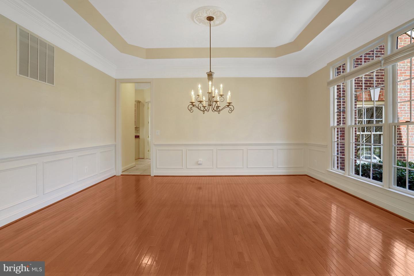8608 Monacan Ct