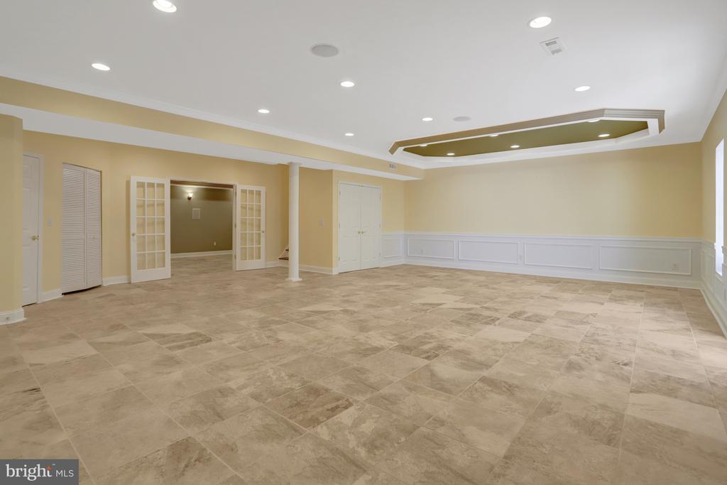 8608 Monacan Ct