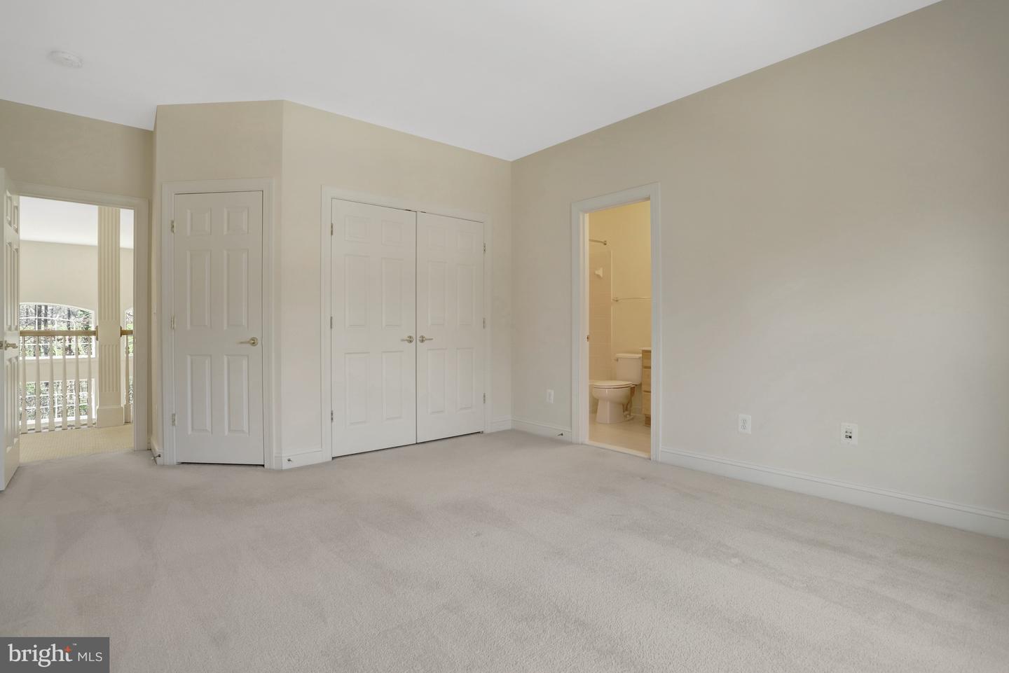 8608 Monacan Ct