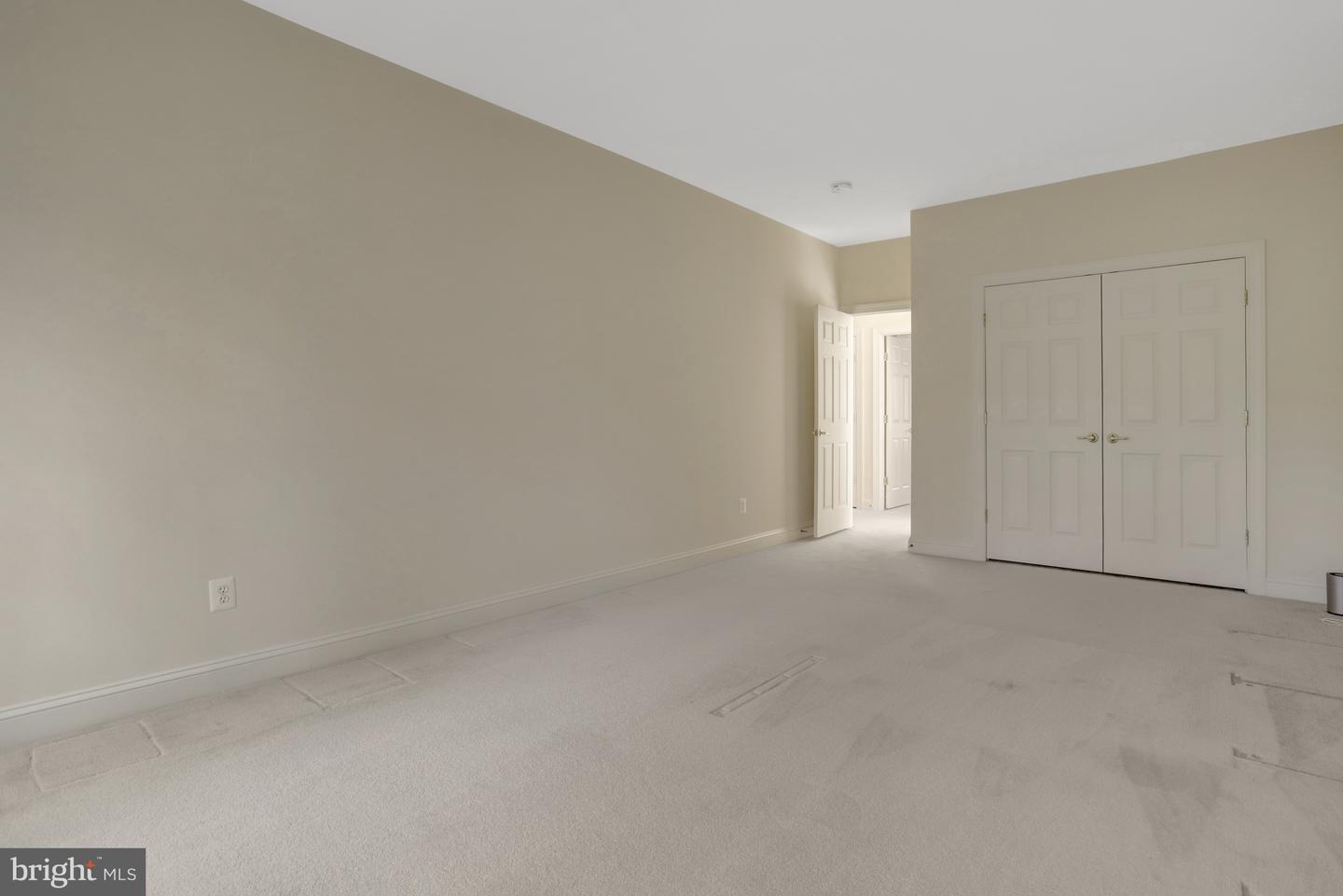 8608 Monacan Ct