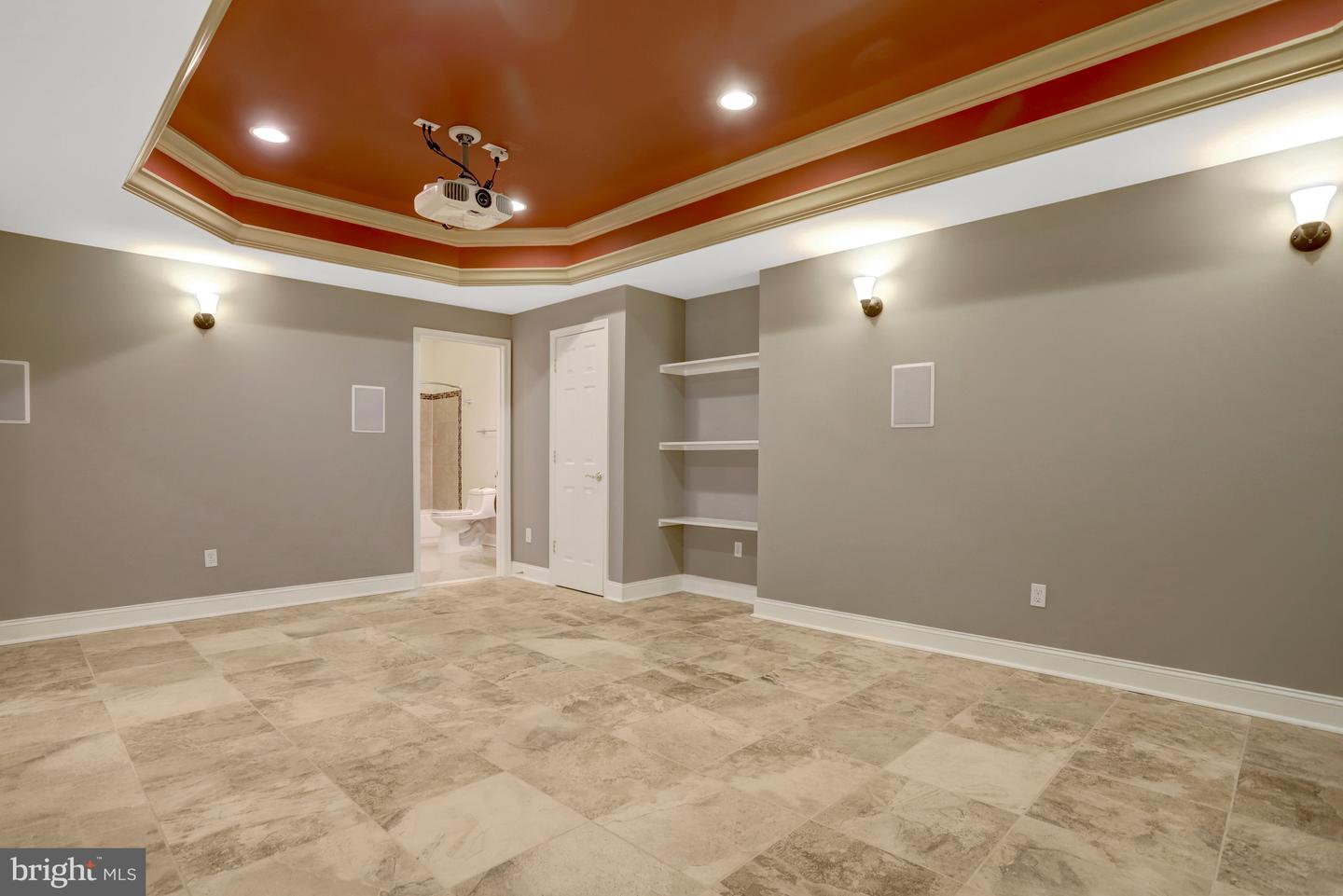 8608 Monacan Ct