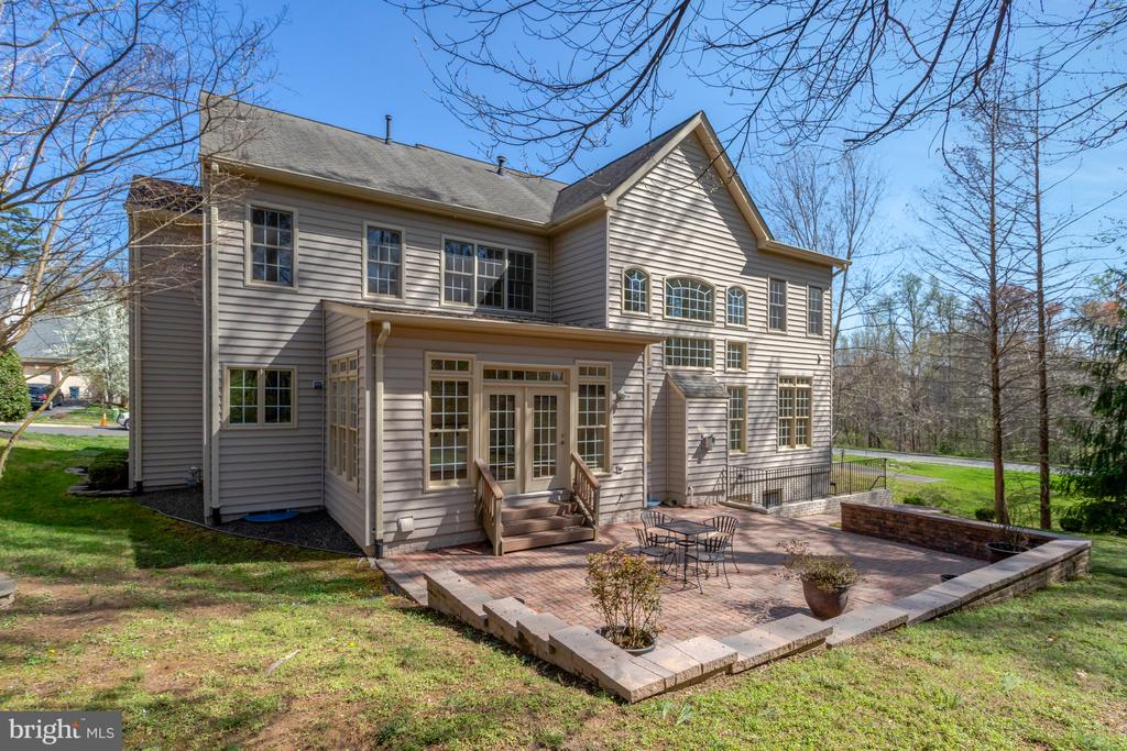 8608 Monacan Ct