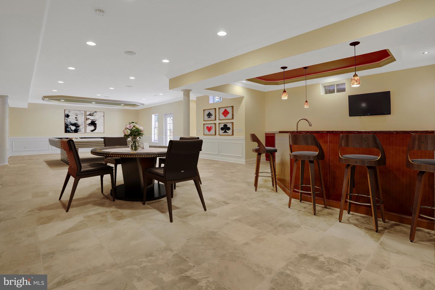 8608 Monacan Ct