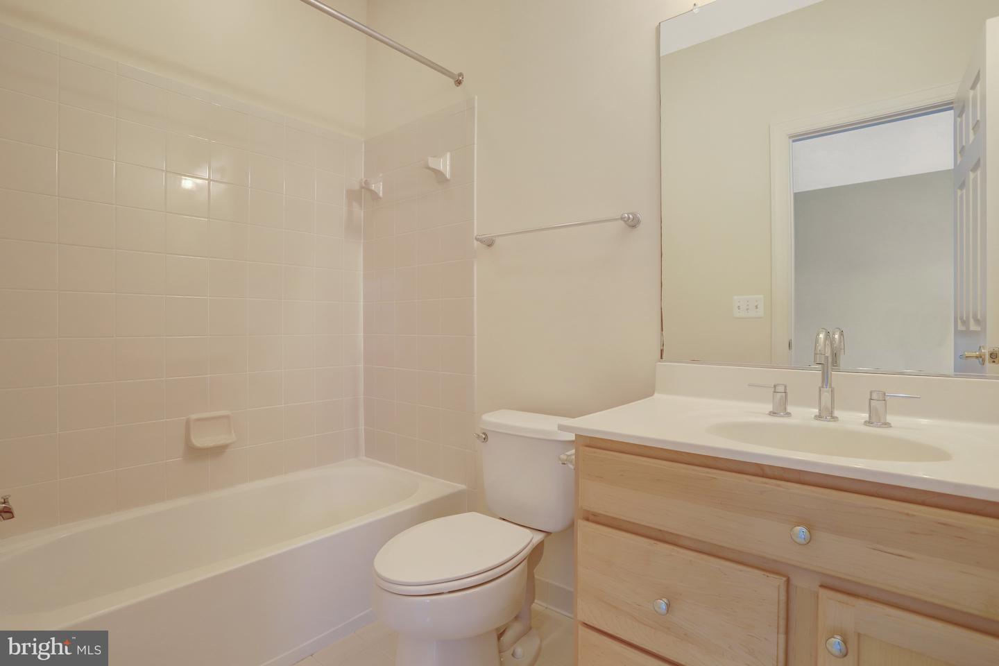 8608 Monacan Ct