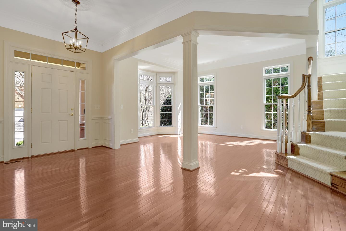 8608 Monacan Ct