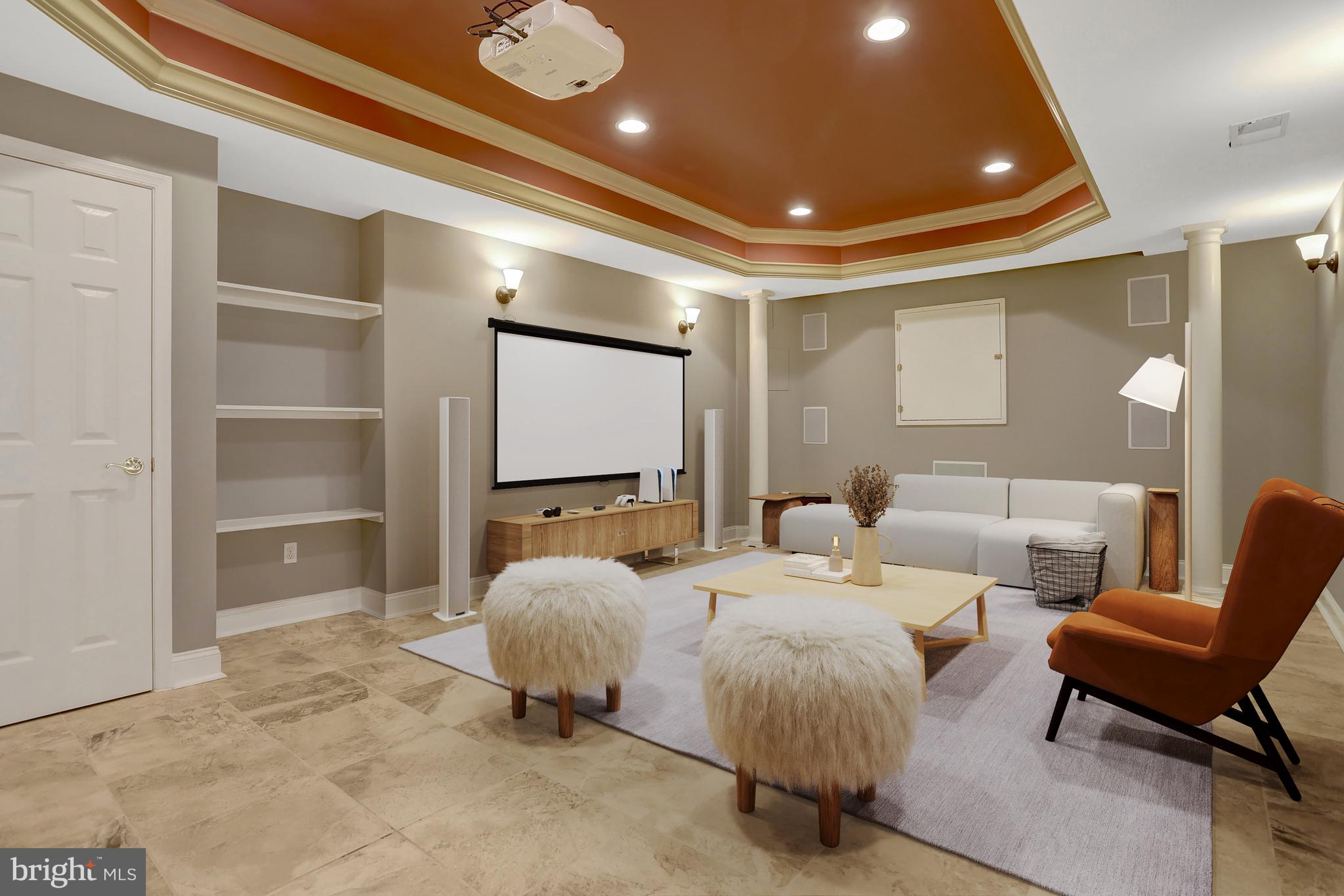 8608 Monacan Ct