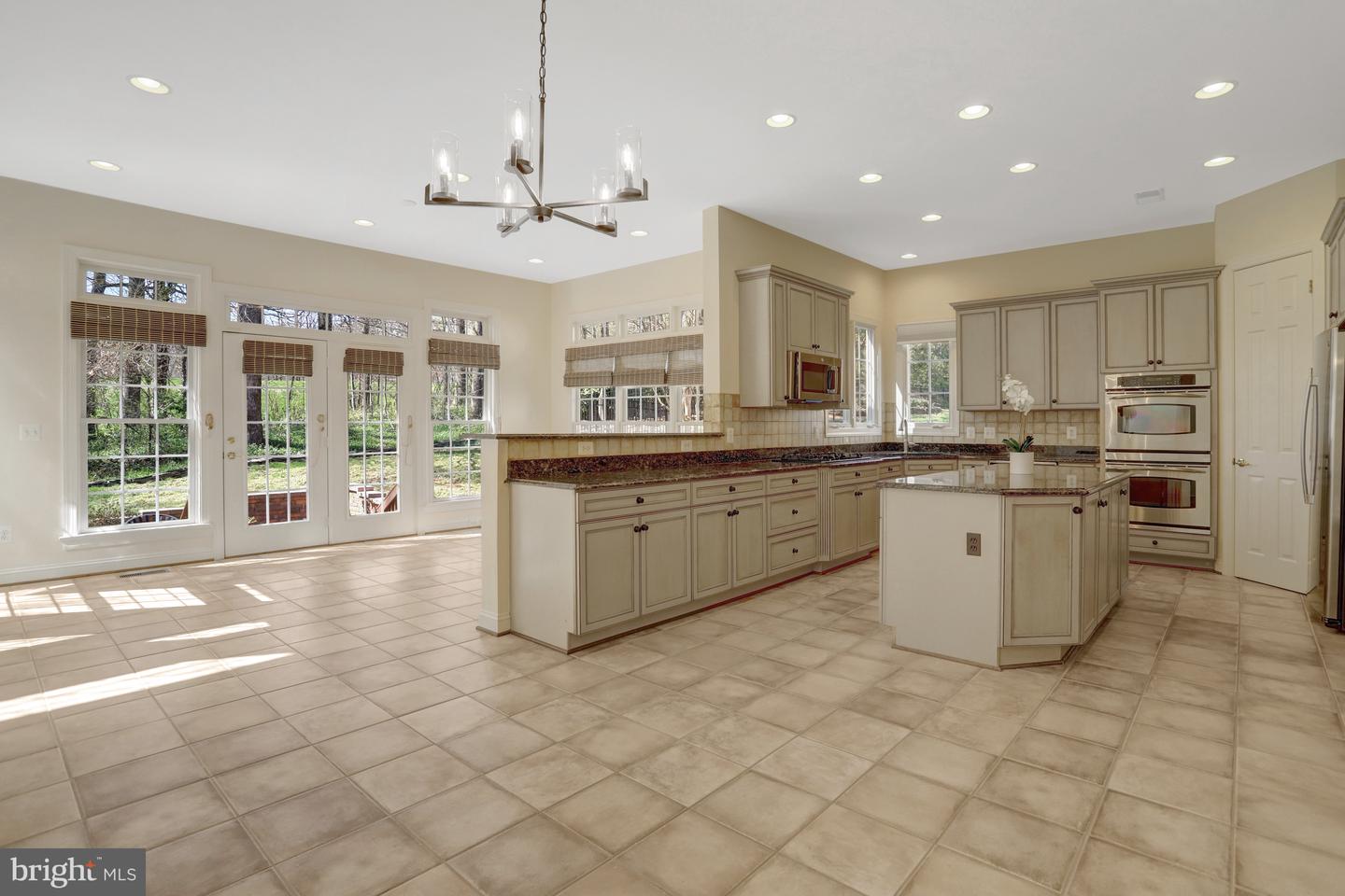 8608 Monacan Ct