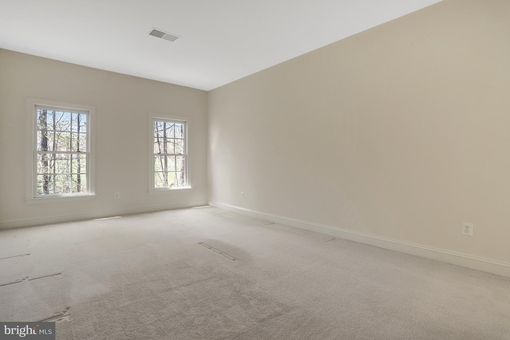 8608 Monacan Ct