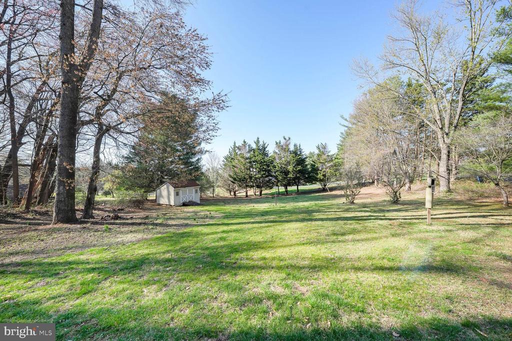 322 CANTERWOOD LANE