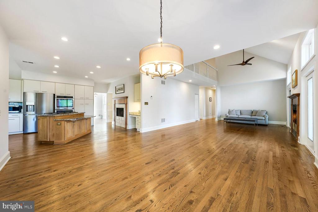 322 CANTERWOOD LANE