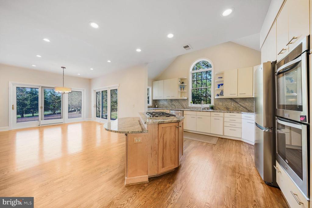 322 CANTERWOOD LANE