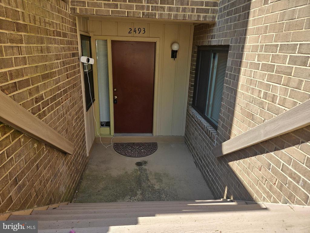 2493 GLENGYLE DRIVE 146