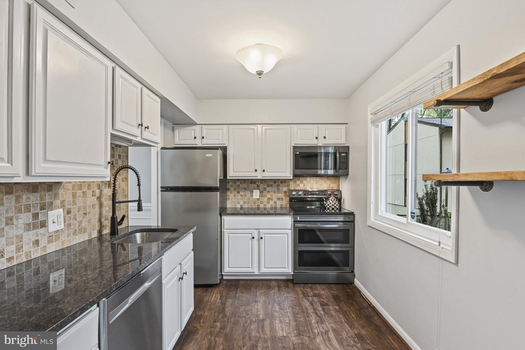 2402 Cloudcroft Sq