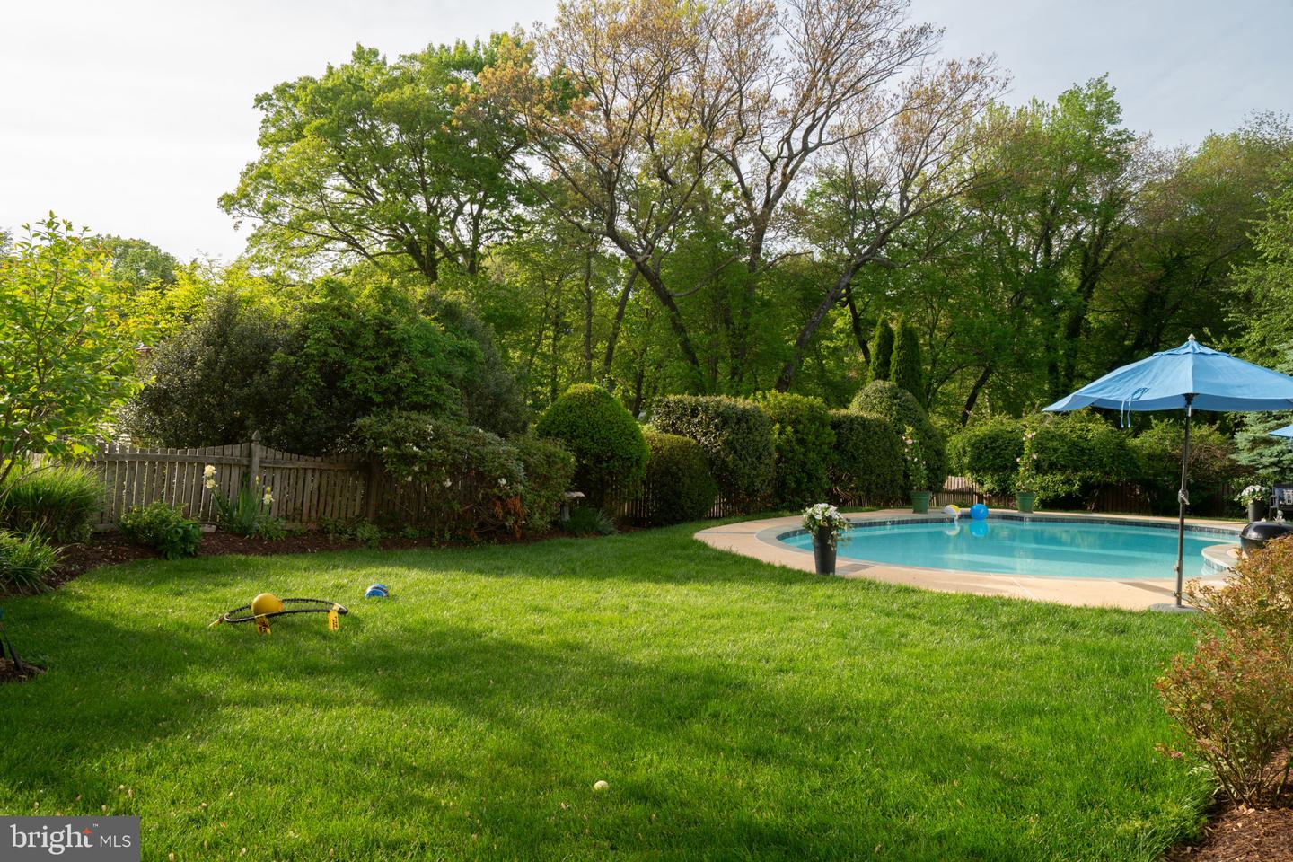 2230 Abbotsford Dr