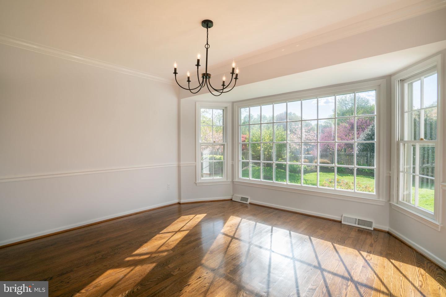 2230 Abbotsford Dr