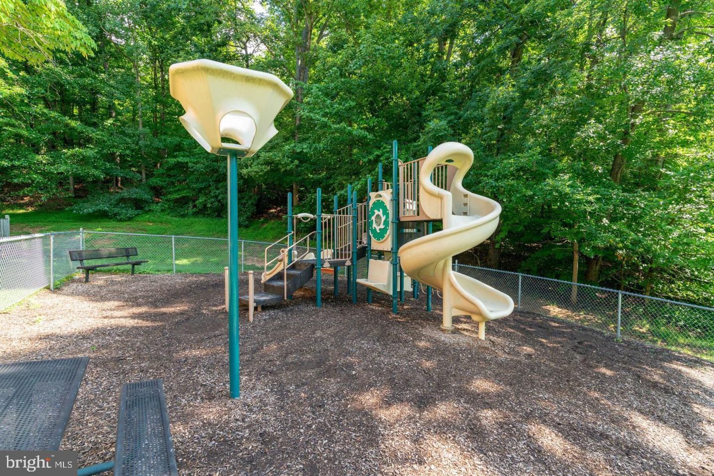 7033 SOLOMON SEAL COURT