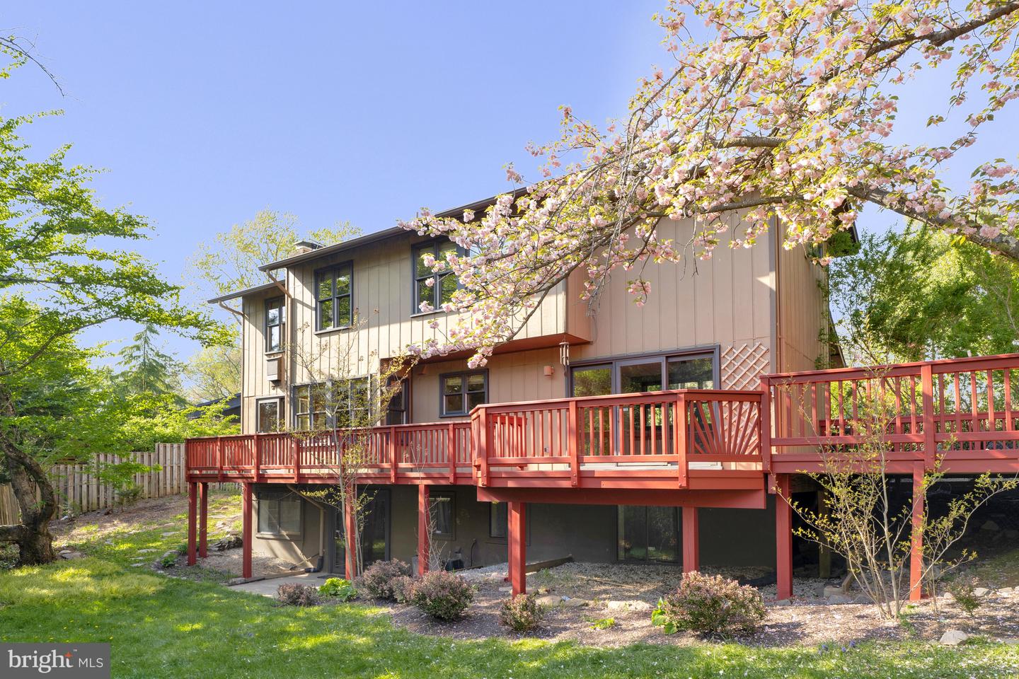 6719 Pine Creek Ct