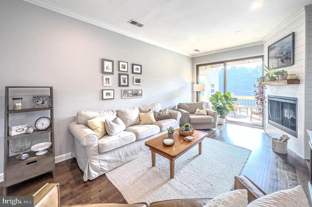 11250 HARBOR COURT