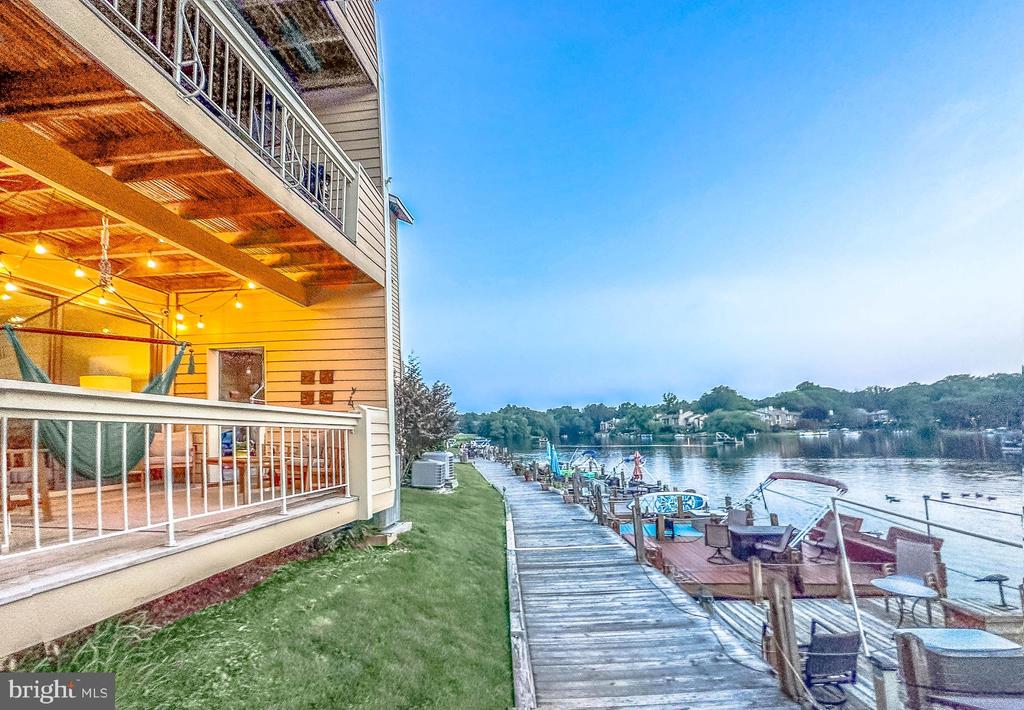 11250 HARBOR COURT