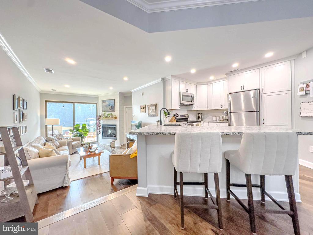11250 HARBOR COURT