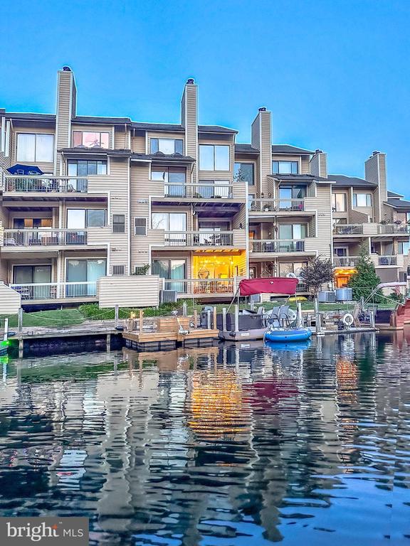 11250 HARBOR COURT
