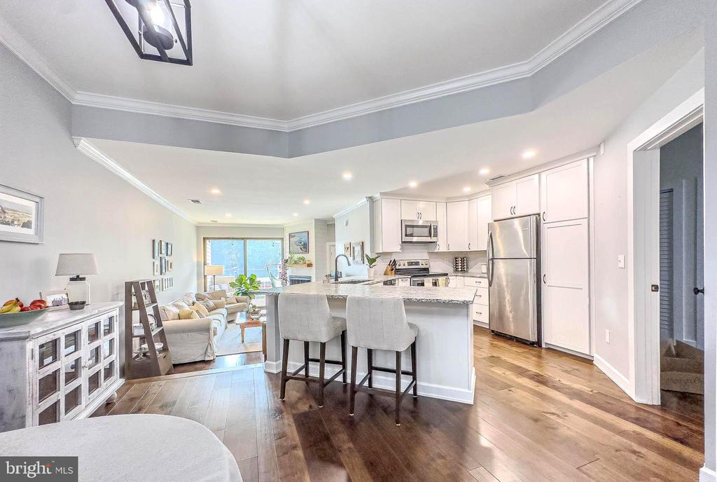 11250 HARBOR COURT