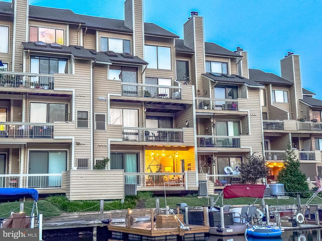 11250 HARBOR COURT