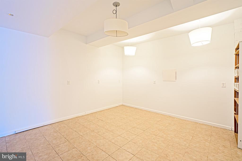 11495 WATERVIEW CLUSTER