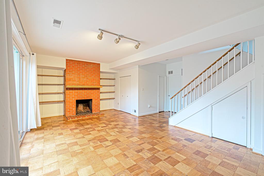 11495 WATERVIEW CLUSTER