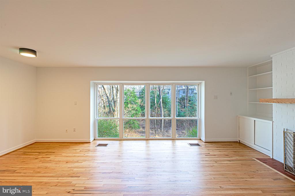 11495 WATERVIEW CLUSTER