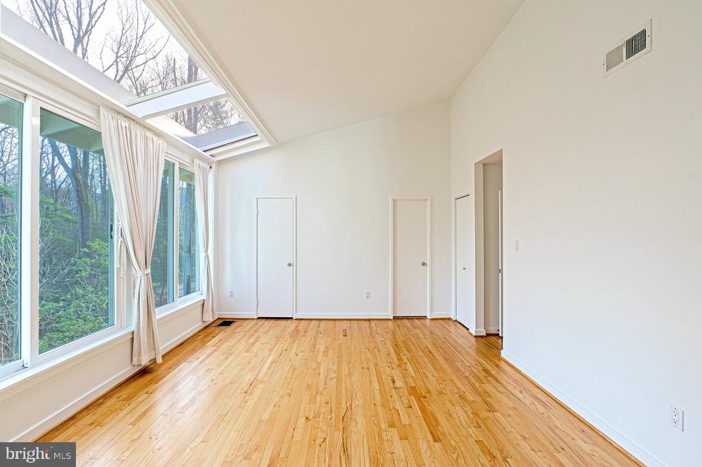 11495 WATERVIEW CLUSTER