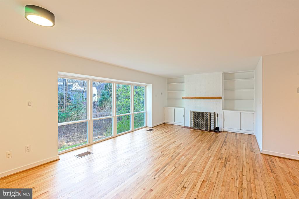 11495 WATERVIEW CLUSTER