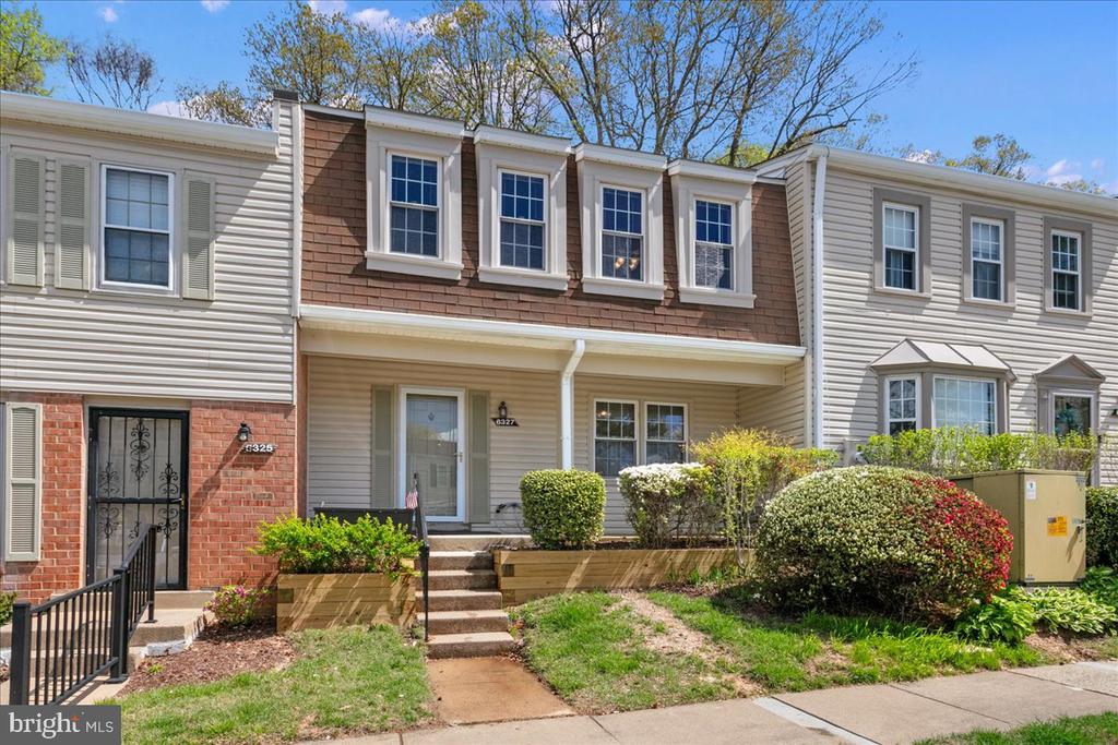 6327 Fenestra Ct #134